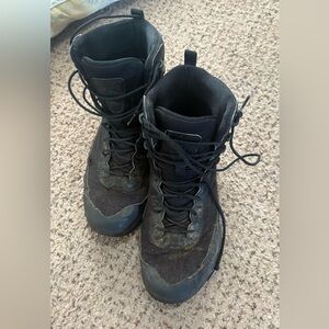 Under Armour Black Shoes